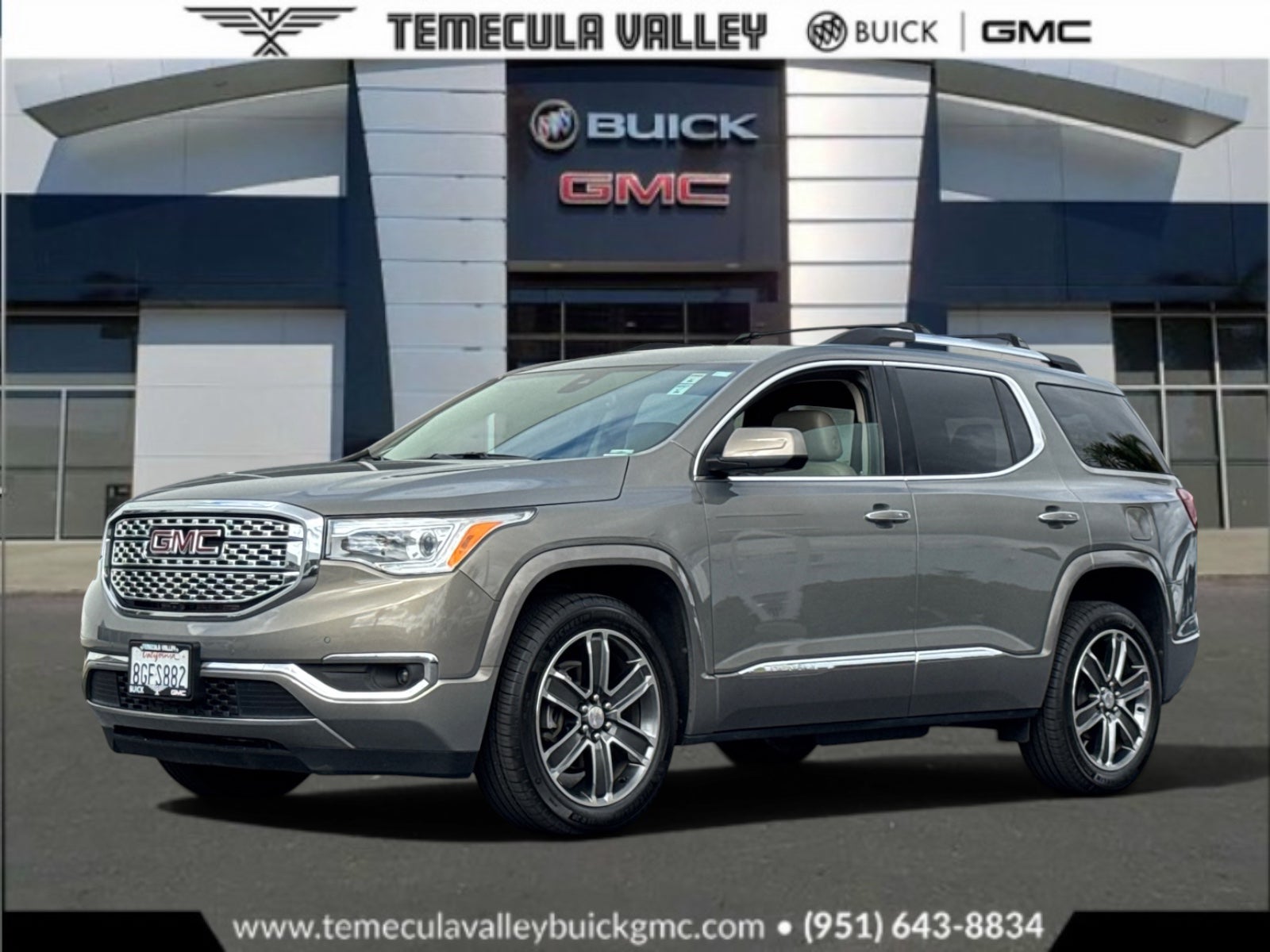 Pepperdust Metallic 2019 GMC Acadia SUV / Crossover Front-Wheel Drive Automatic