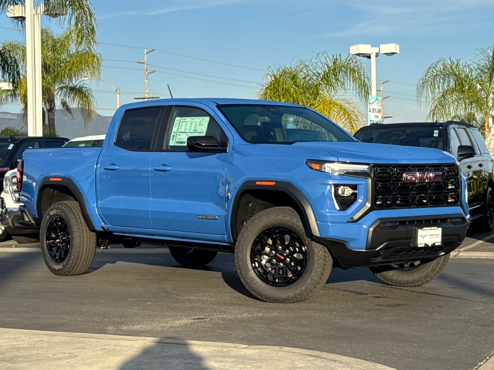 View vehicle photo 2