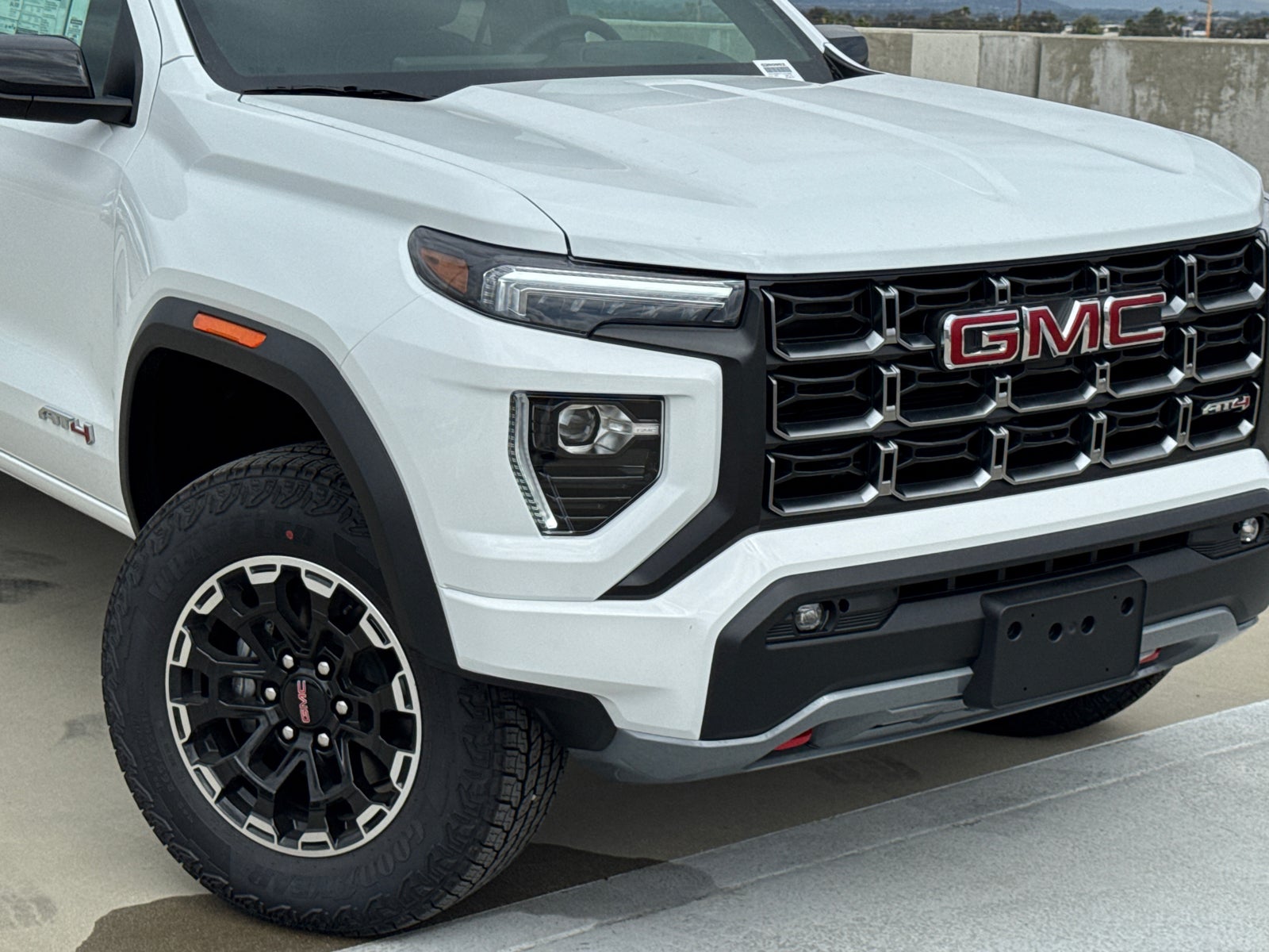 View vehicle photo 3