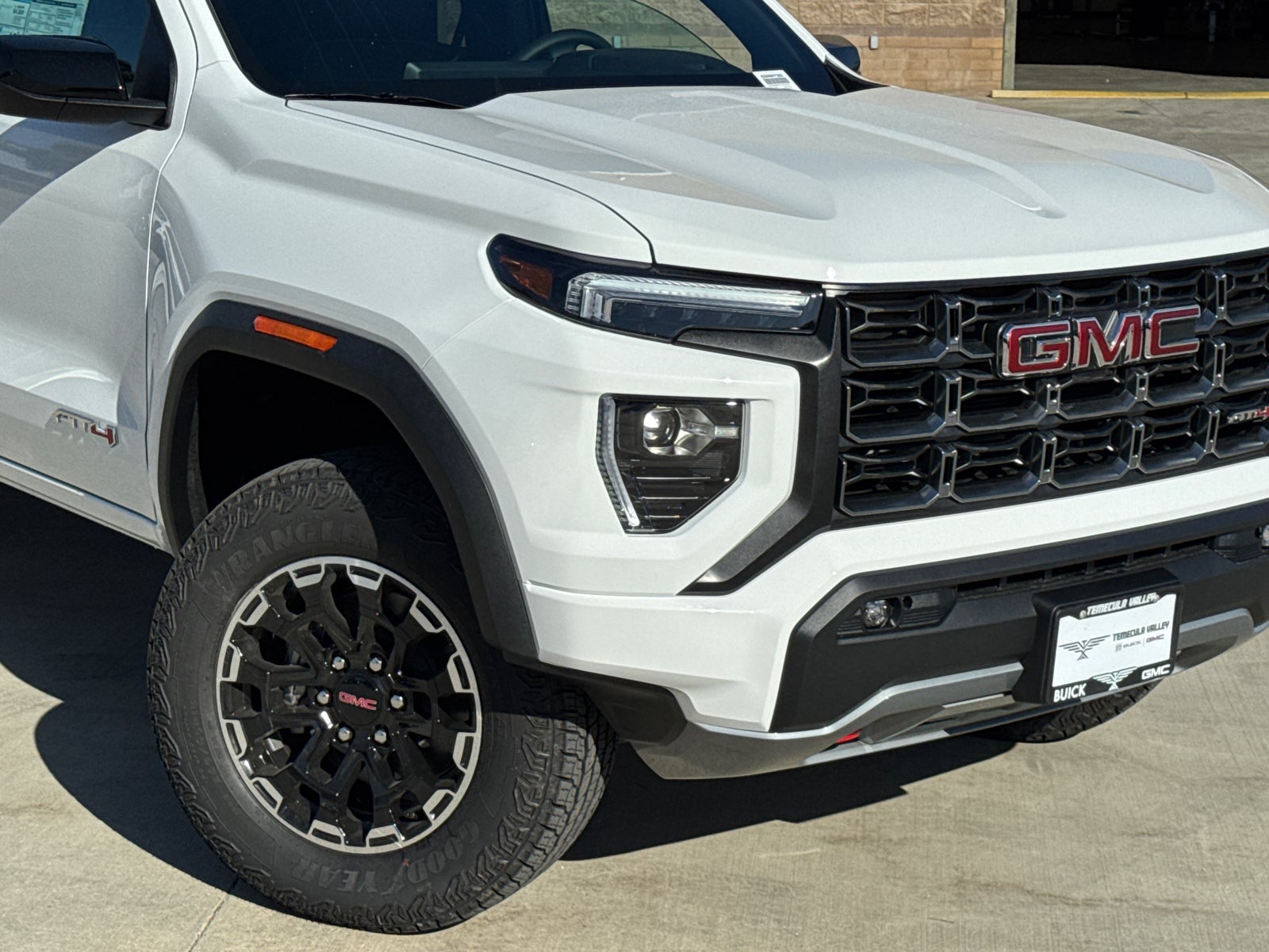 View vehicle photo 3