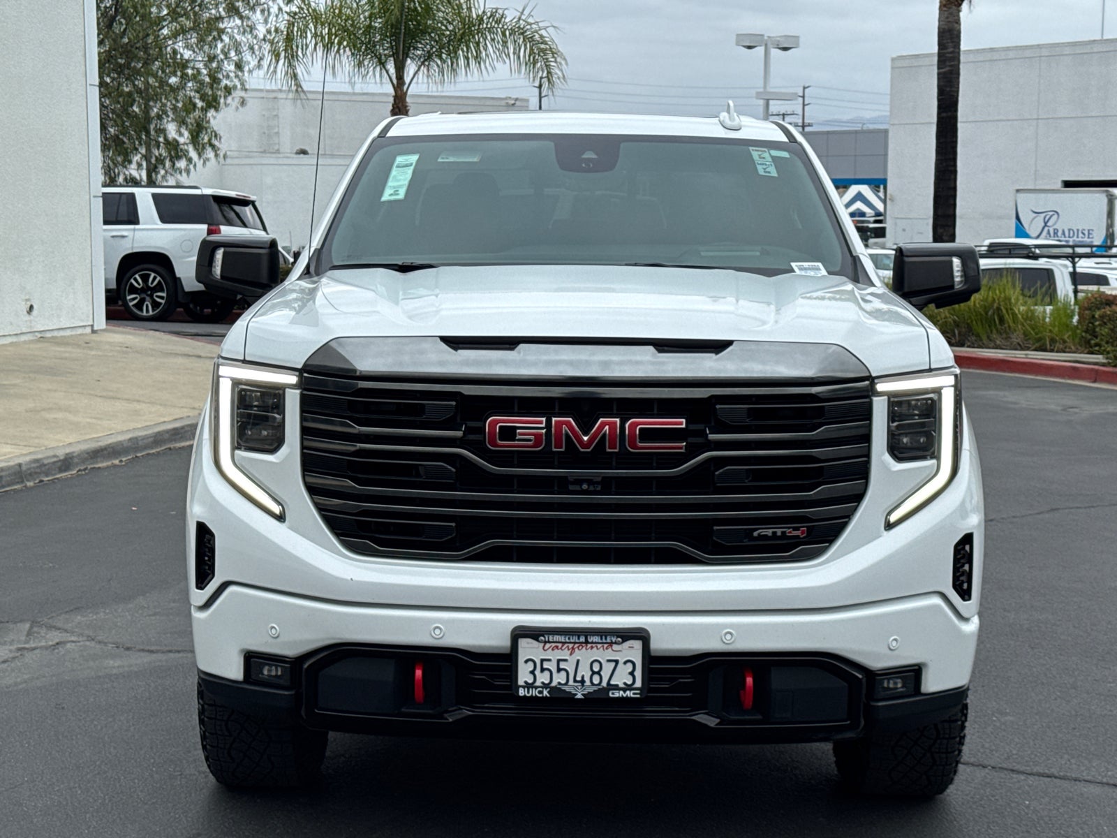 View vehicle photo 3