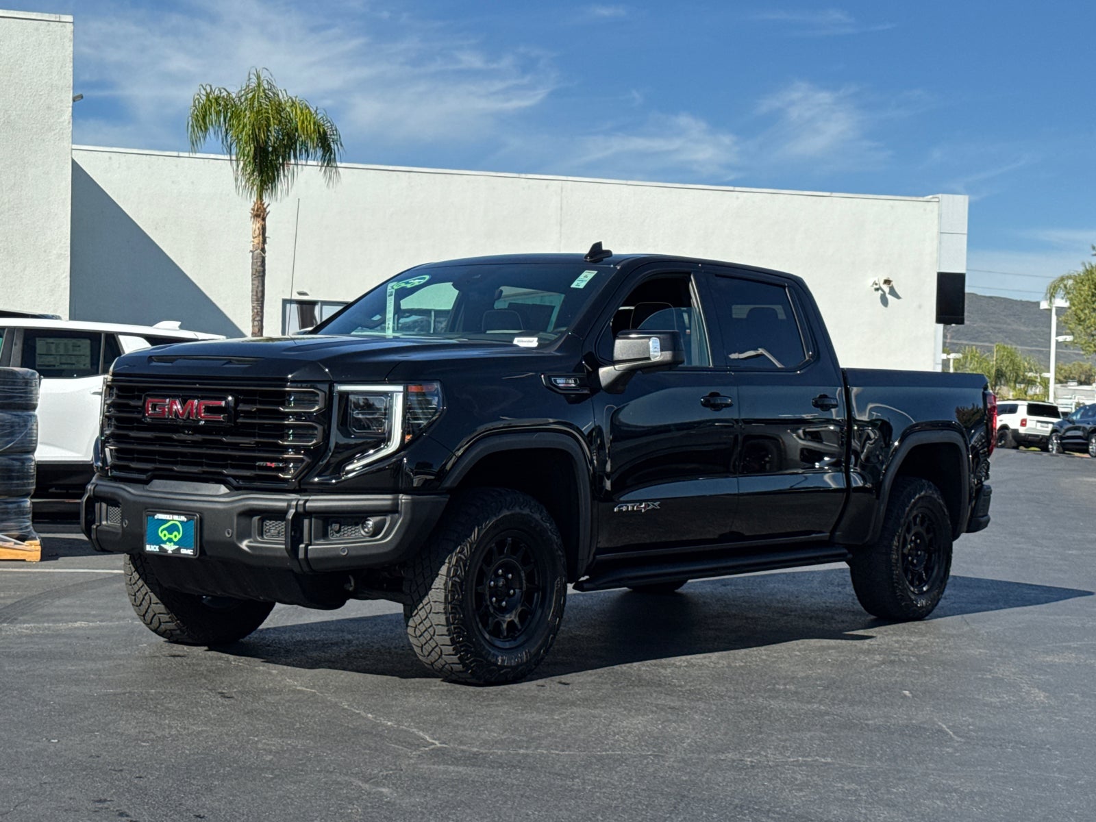 View vehicle photo 2