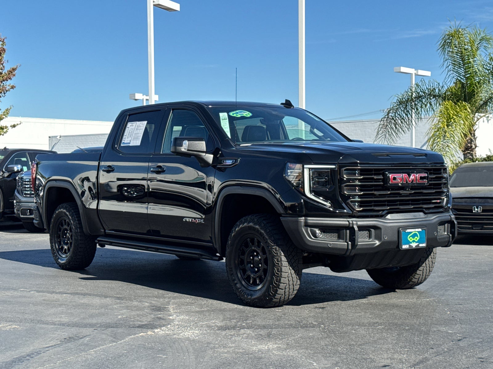 View vehicle photo 4