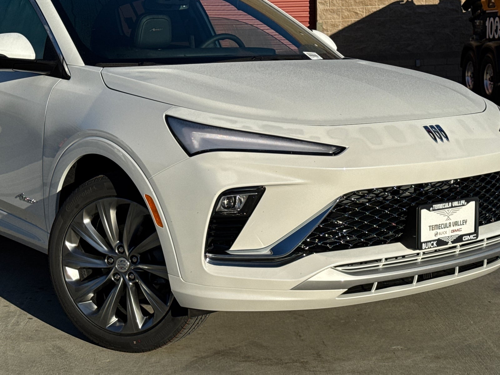 View vehicle photo 3