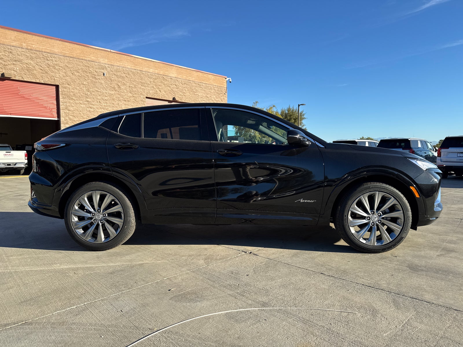 View vehicle photo 7