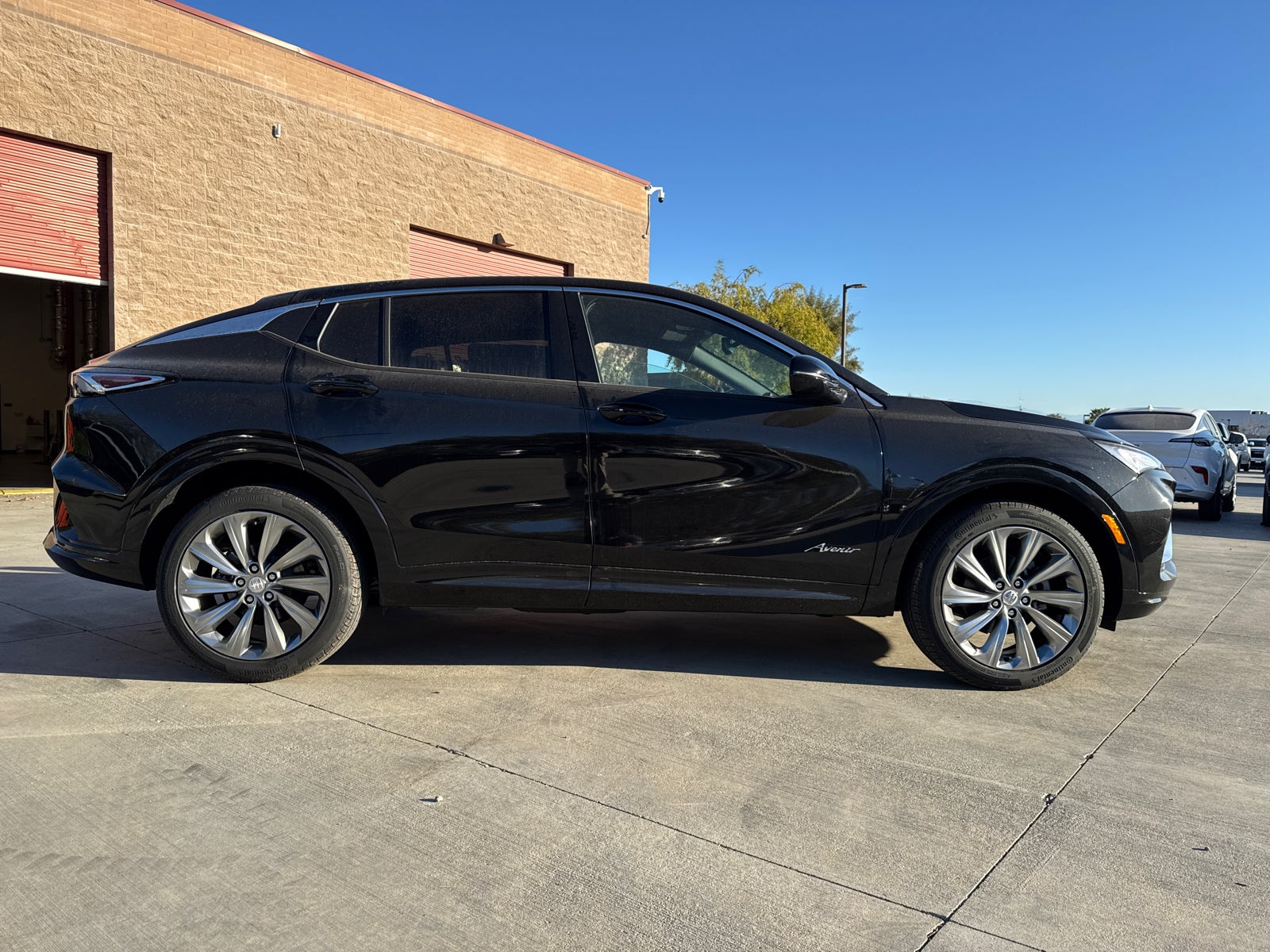 View vehicle photo 7