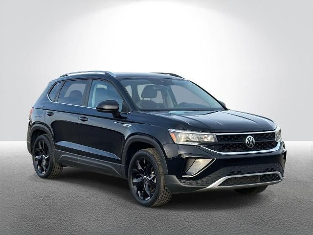 2023 Volkswagen Taos SE 4Motion