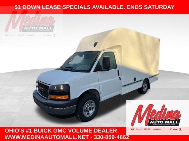 Summit White 2025 GMC Savana Chassis Van Rear-Wheel Drive Automatic