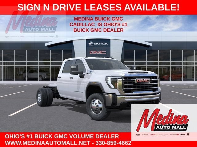 Summit White 2026 GMC Sierra 3500HD Chassis Pickup Truck Four-Wheel Drive Automatic