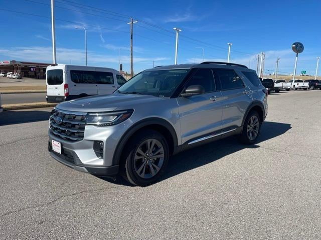 2025 Ford Explorer Active AWD