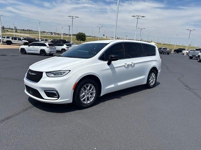  2025 Chrysler Pacifica Select FWD   