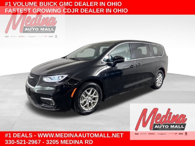 2026 Chrysler Pacifica Select FWD