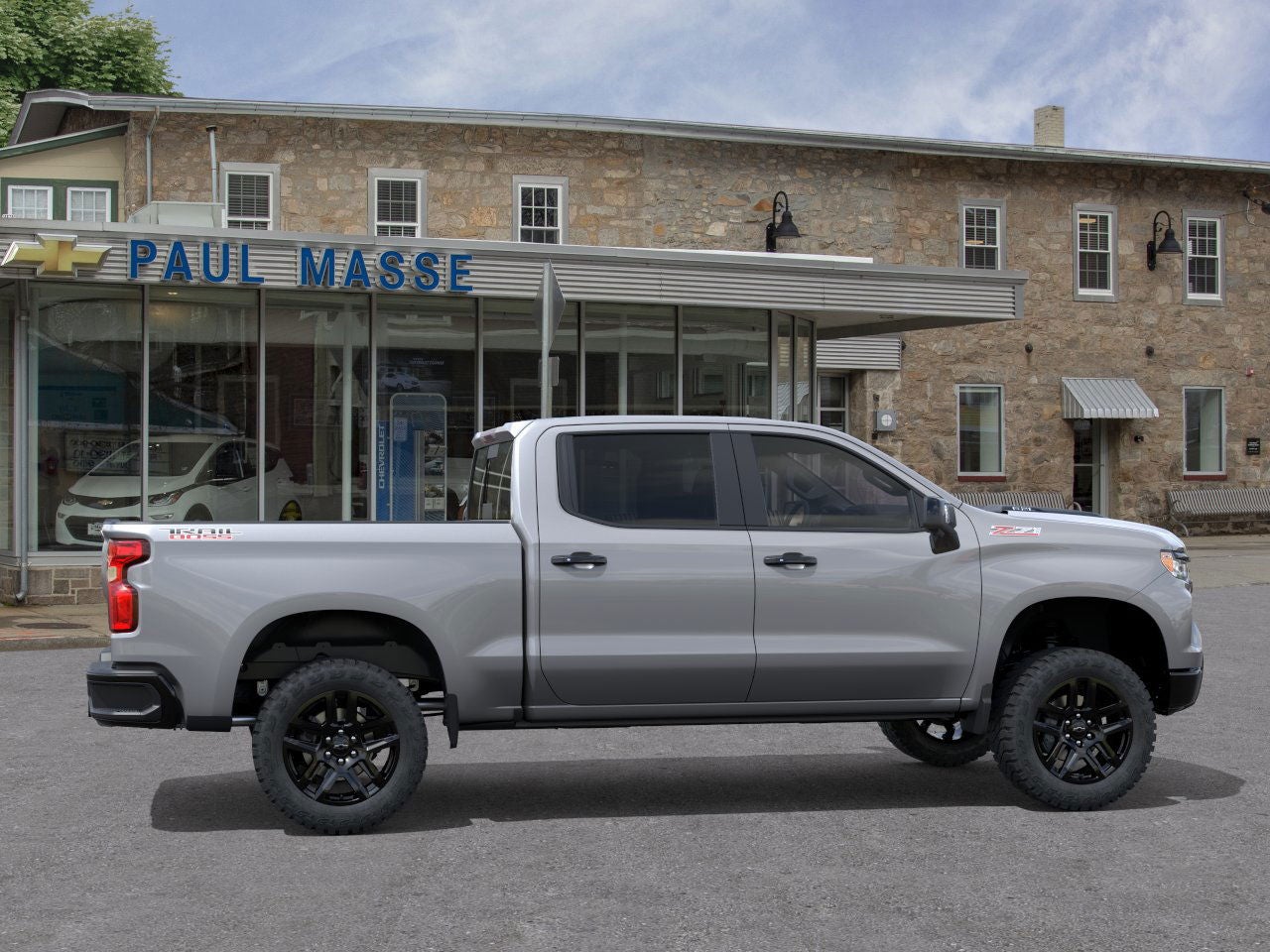 View vehicle photo 5