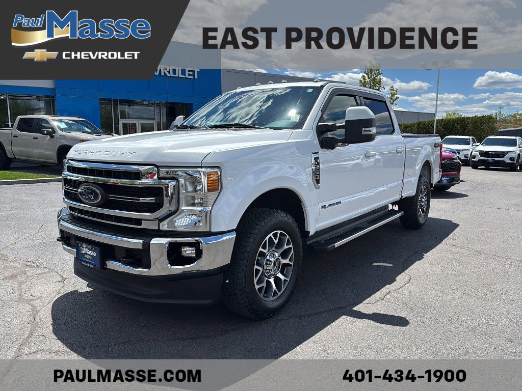 White 2020 Ford F-350 Super Duty Lariat Crew Cab 4WD Pickup Truck Four-Wheel Drive 