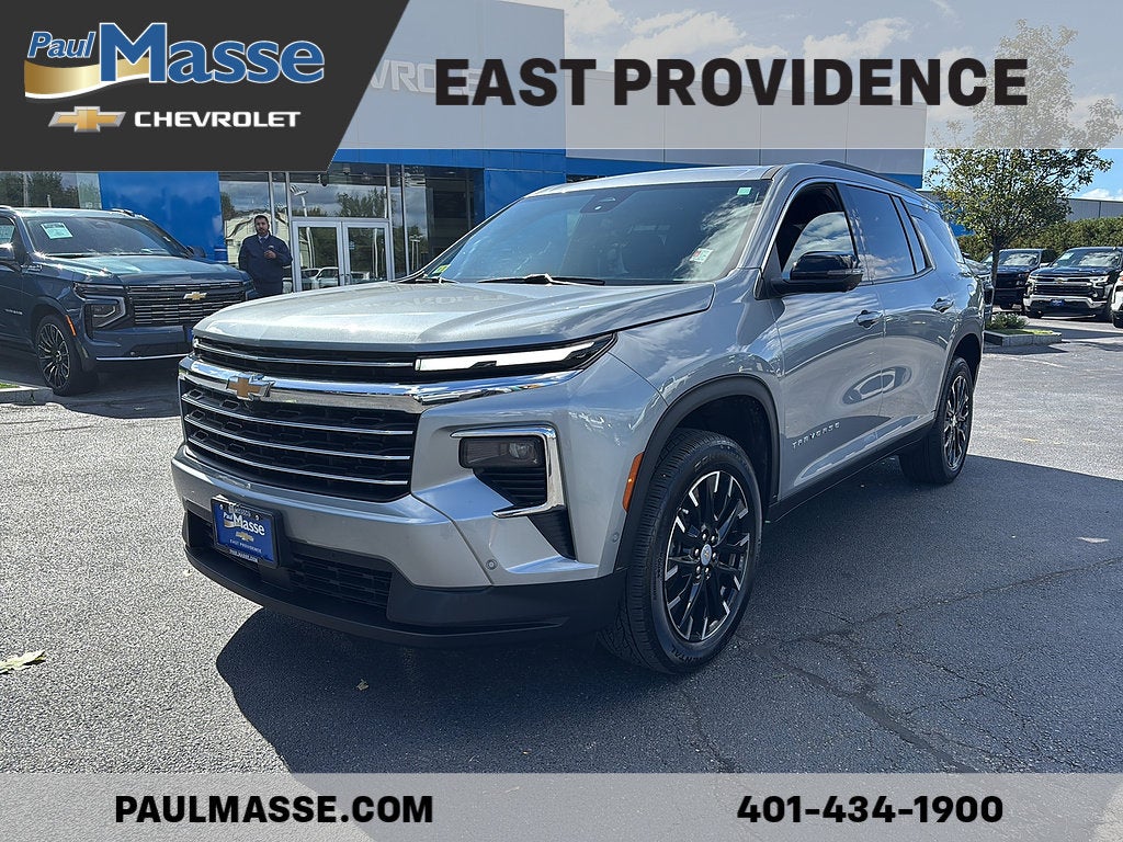 Sterling Gray Metallic 2024 Chevrolet Traverse SUV / Crossover Four-Wheel Drive Automatic