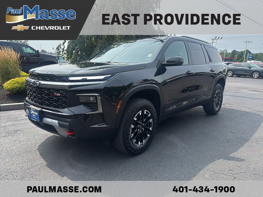 Mosaic Black Metallic 2025 Chevrolet Traverse SUV / Crossover Four-Wheel Drive Automatic