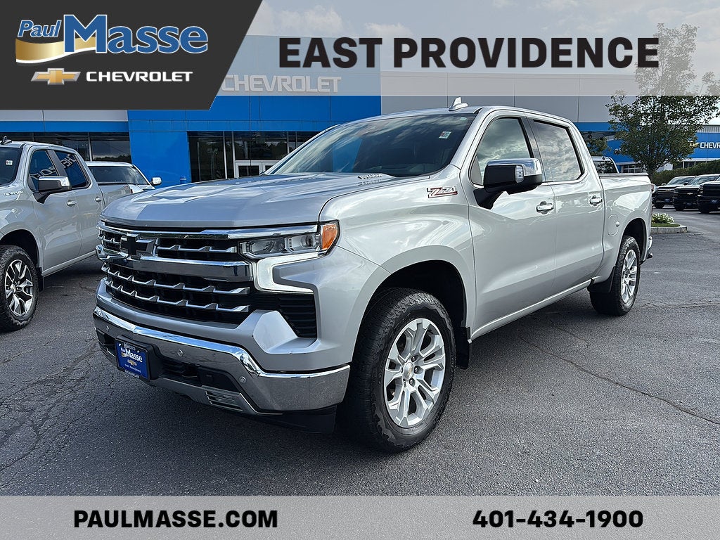 Silver Ice Metallic 2022 Chevrolet Silverado 1500 Pickup Truck Four-Wheel Drive Automatic