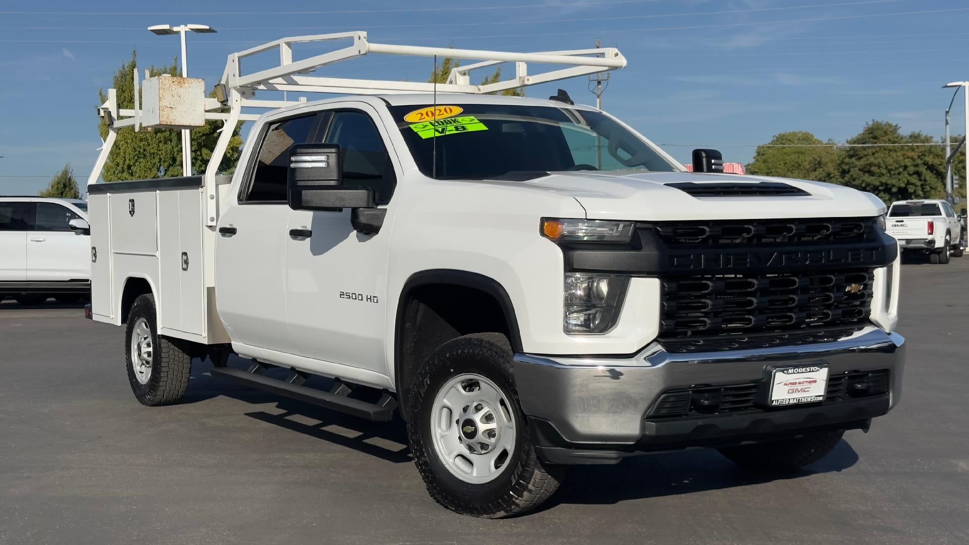 Summit White 2020 Chevrolet Silverado 2500HD Pickup Truck 4X2 Automatic