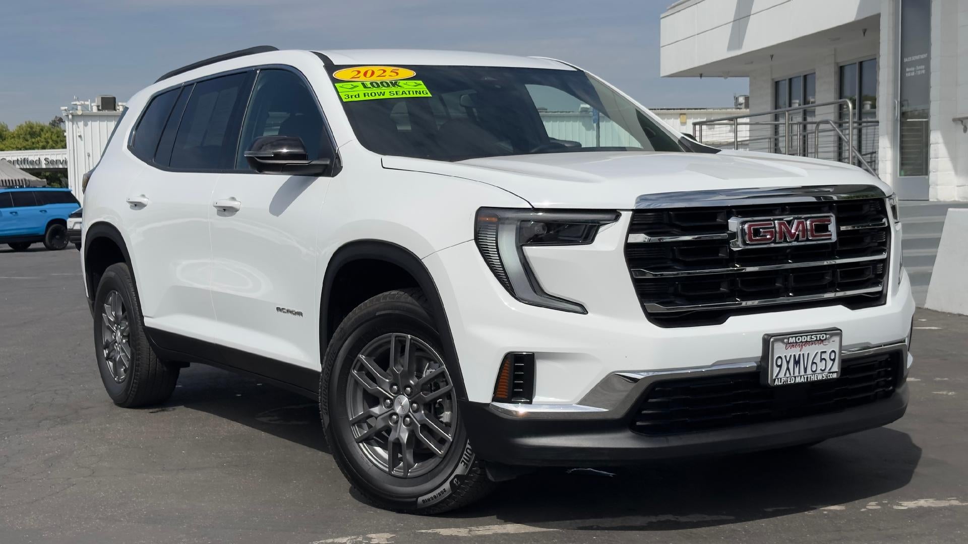 Summit White 2025 GMC Acadia SUV / Crossover Front-Wheel Drive Automatic