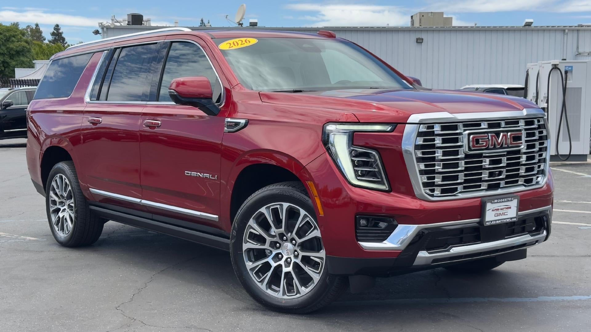 Volcanic Red Tintcoat 2026 GMC Yukon XL SUV / Crossover Four-Wheel Drive Automatic