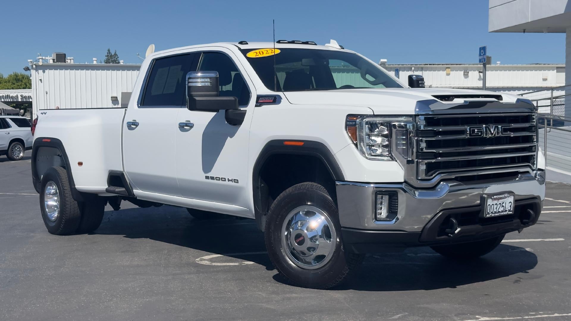 Summit White 2022 GMC Sierra 3500HD Pickup Truck Four-Wheel Drive Automatic