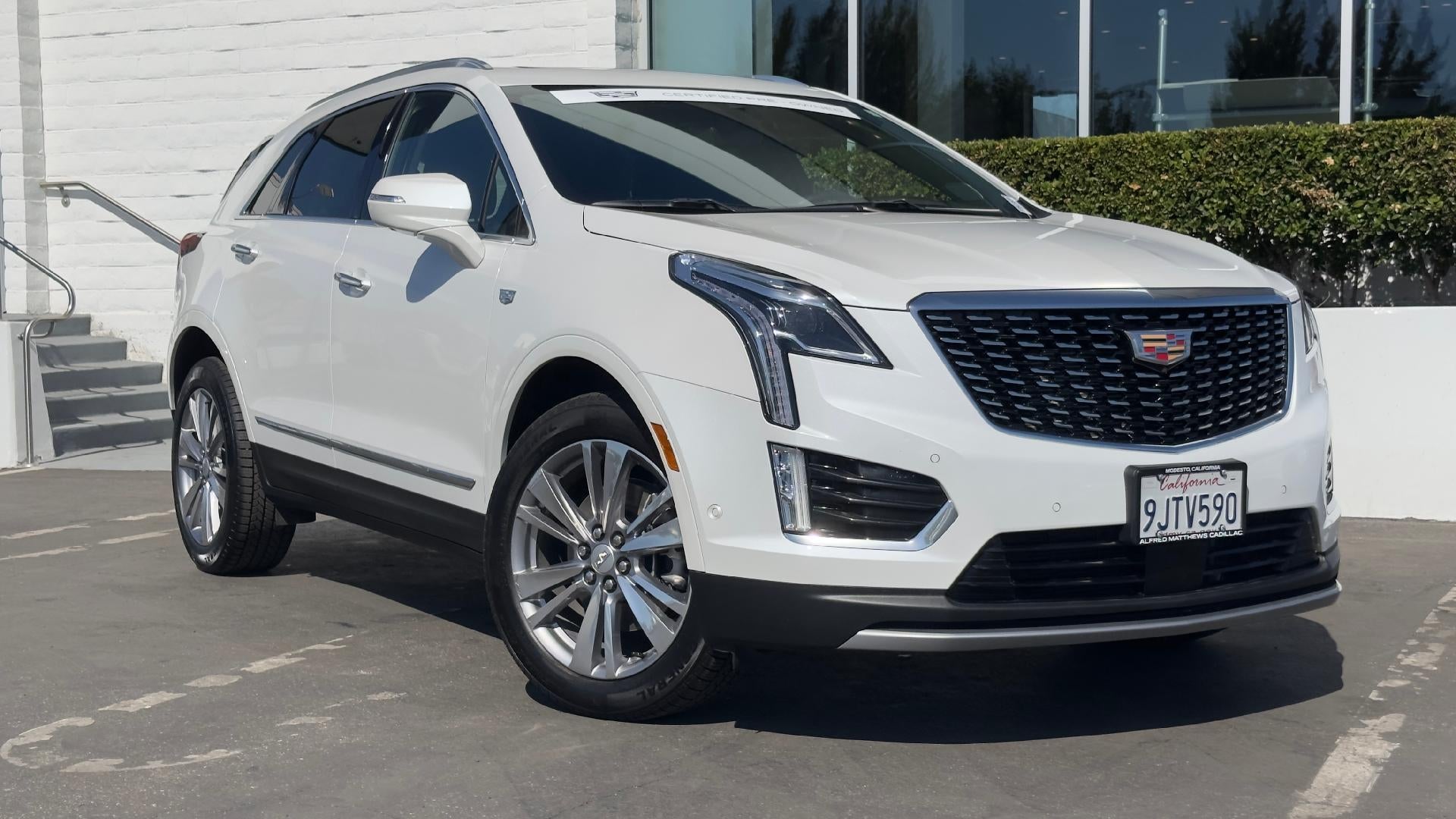  2024 Cadillac XT5 Premium Luxury FWD   