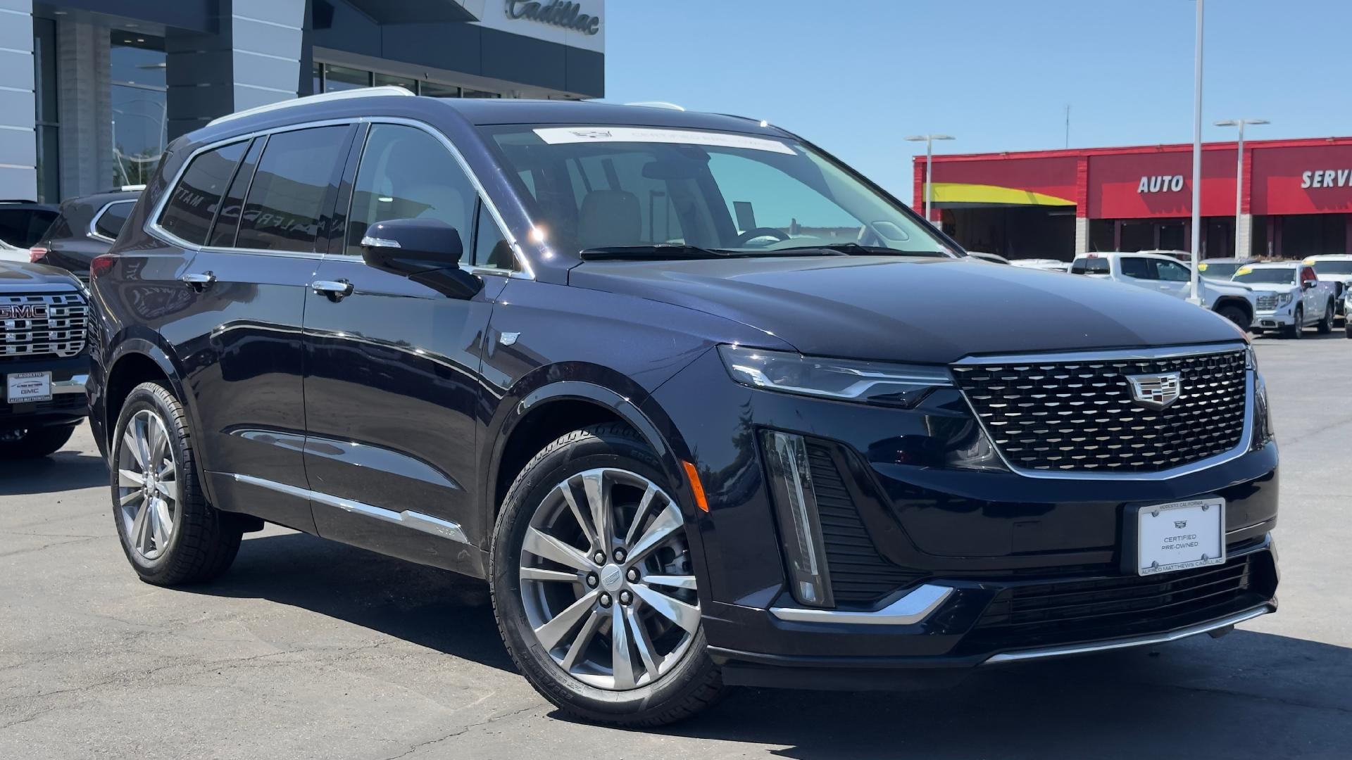 Dark Moon Blue Metallic 2022 Cadillac XT6 SUV / Crossover Front-Wheel Drive 9-Speed Automatic