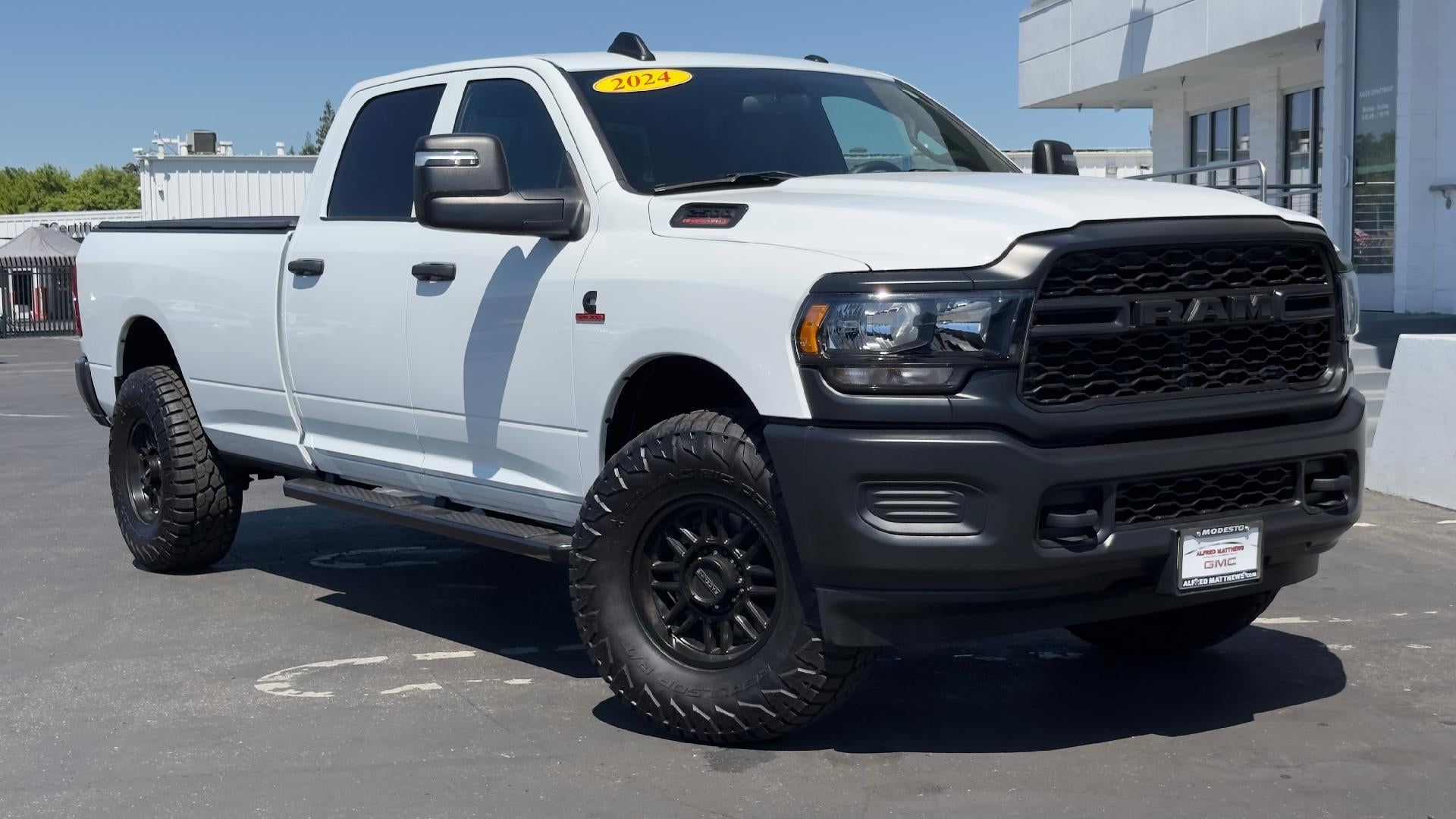  2024 RAM 2500 Pickup Truck Four-Wheel Drive Automatic