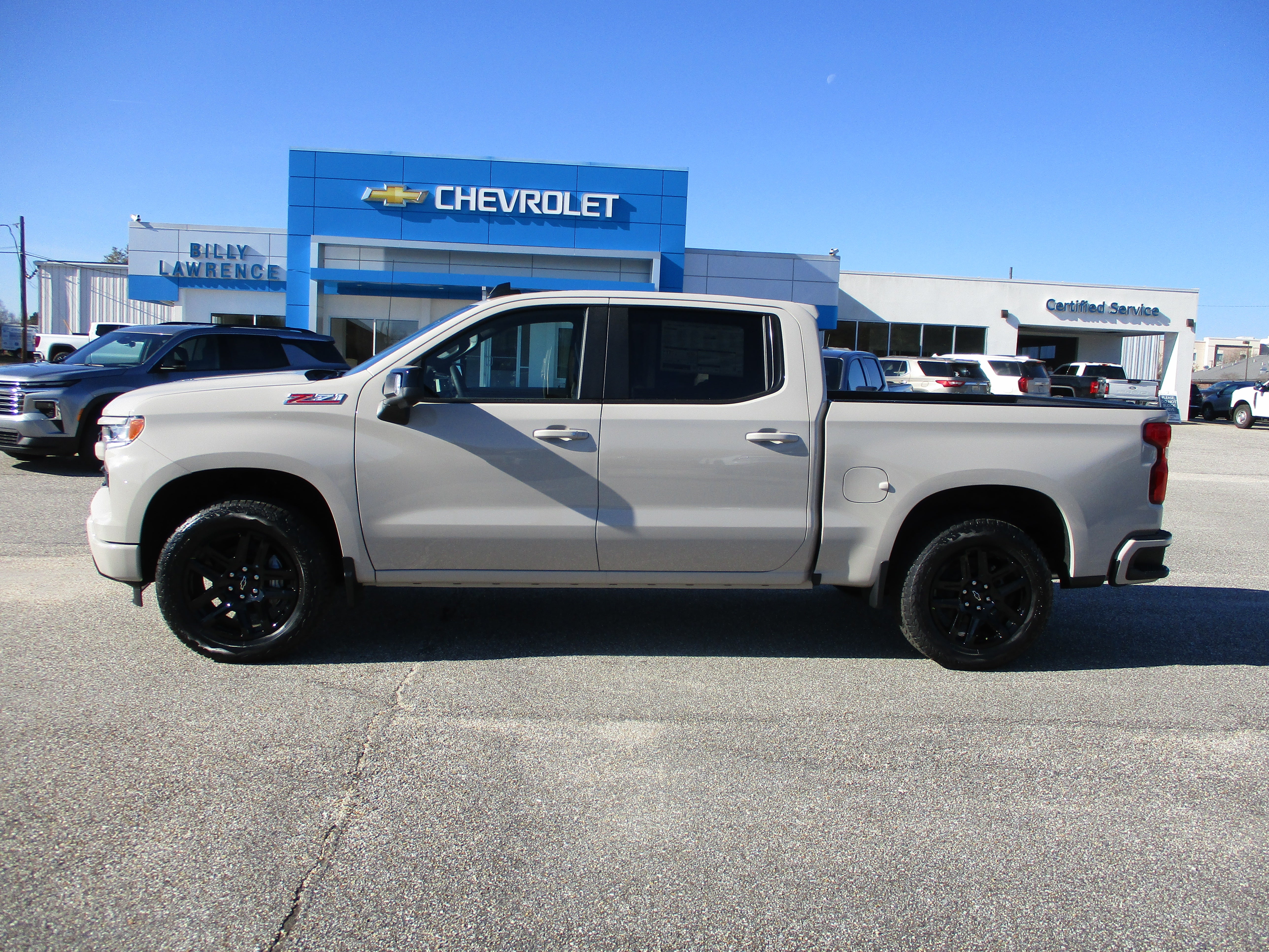 View vehicle photo 2