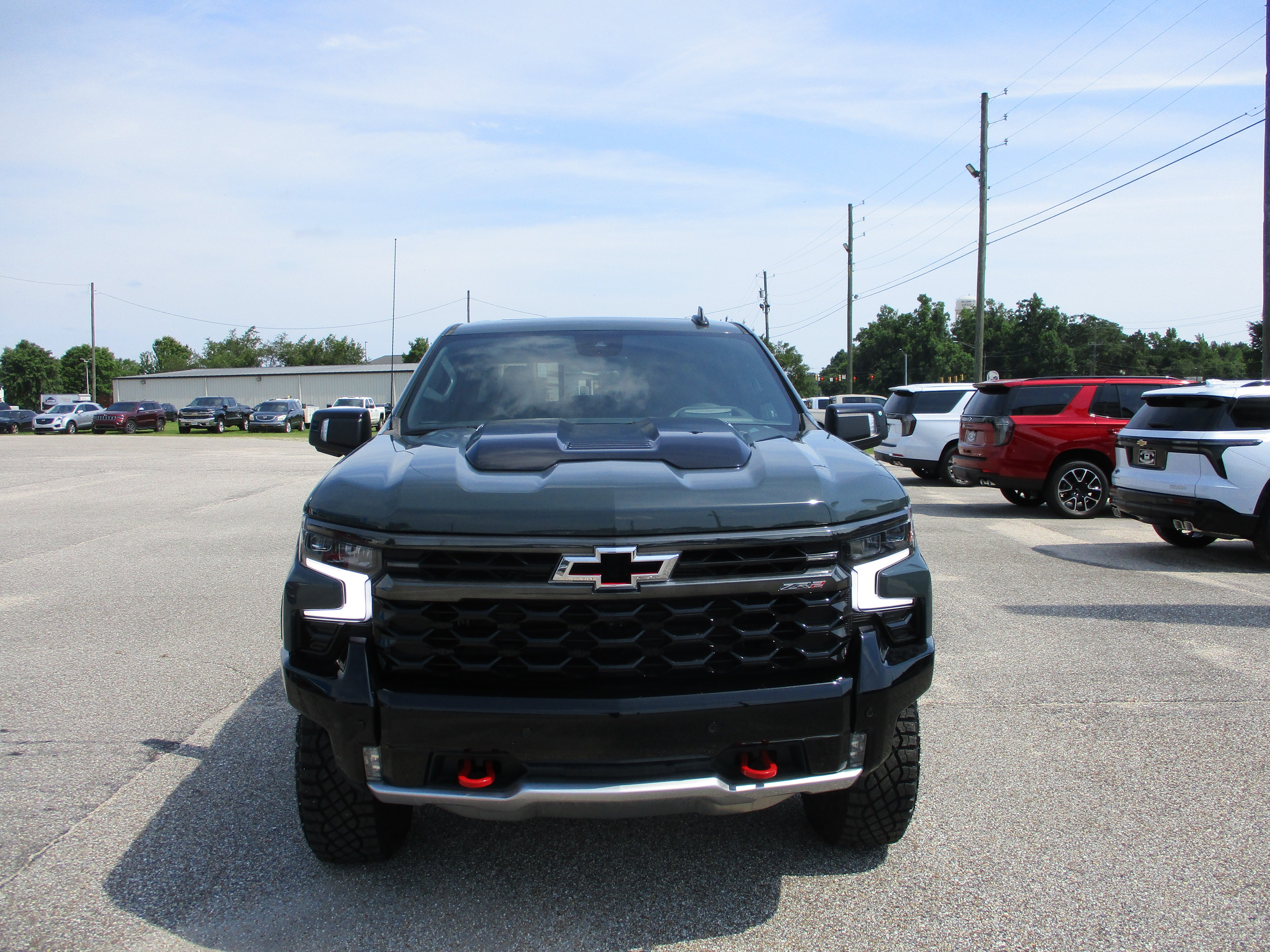 View vehicle photo 4
