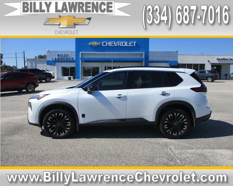 2026 Nissan Rogue Dark Armor FWD