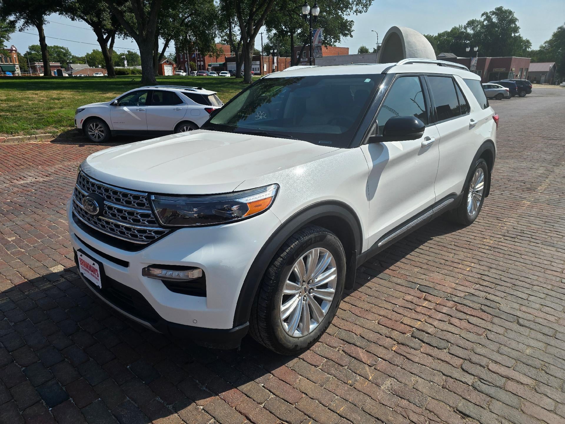 White 2022 Ford Explorer SUV / Crossover All-Wheel Drive Automatic