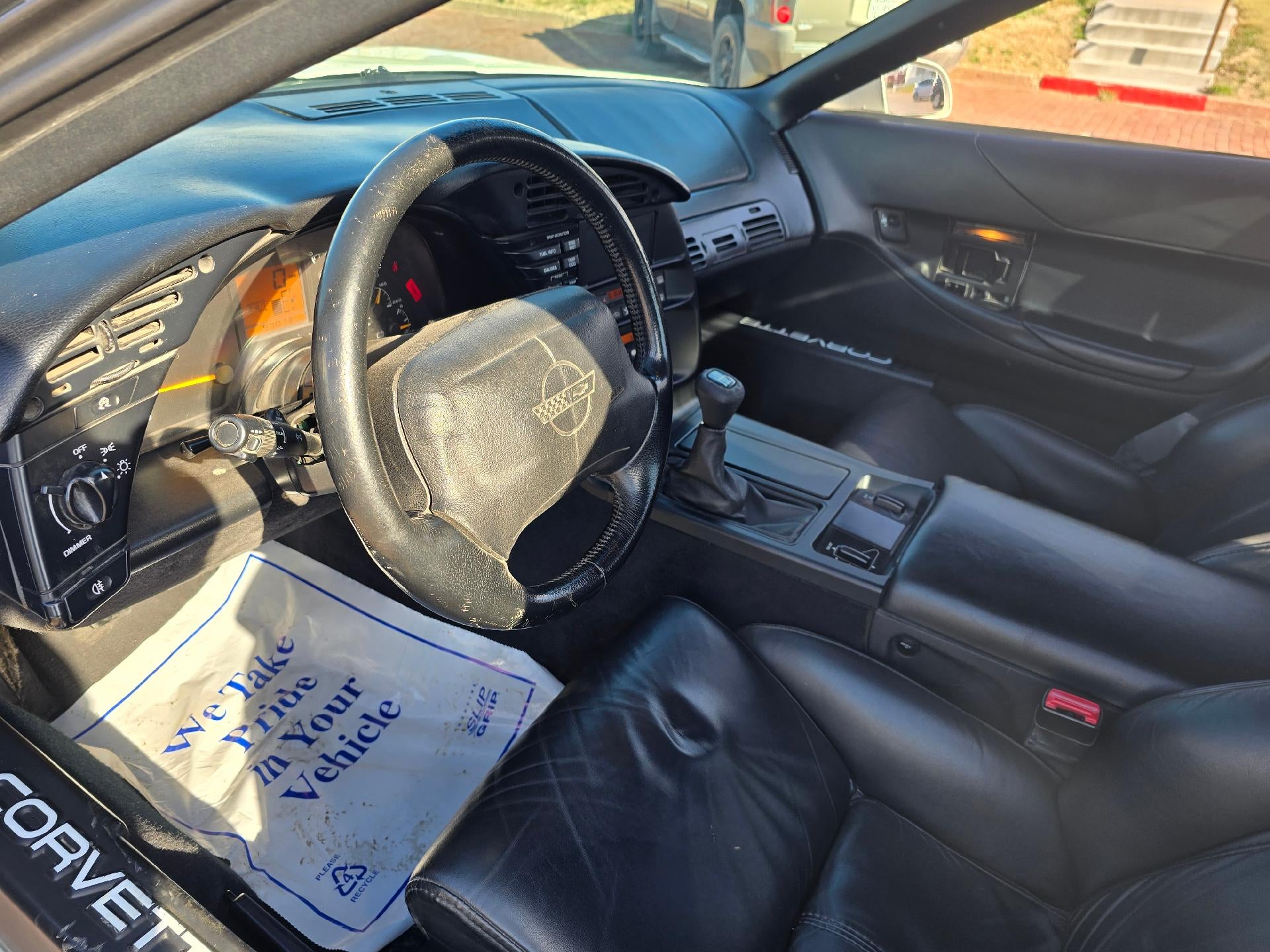 View vehicle photo 7