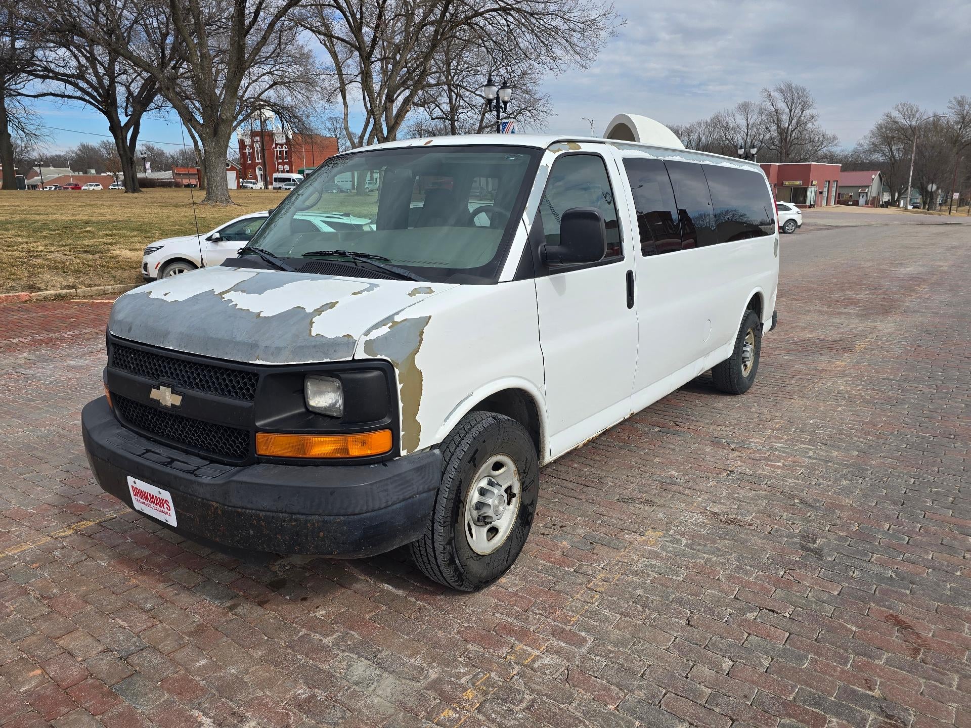 Summit White 2008 Chevrolet Express 3500 LS Extended RWD Van Rear-Wheel Drive Automatic