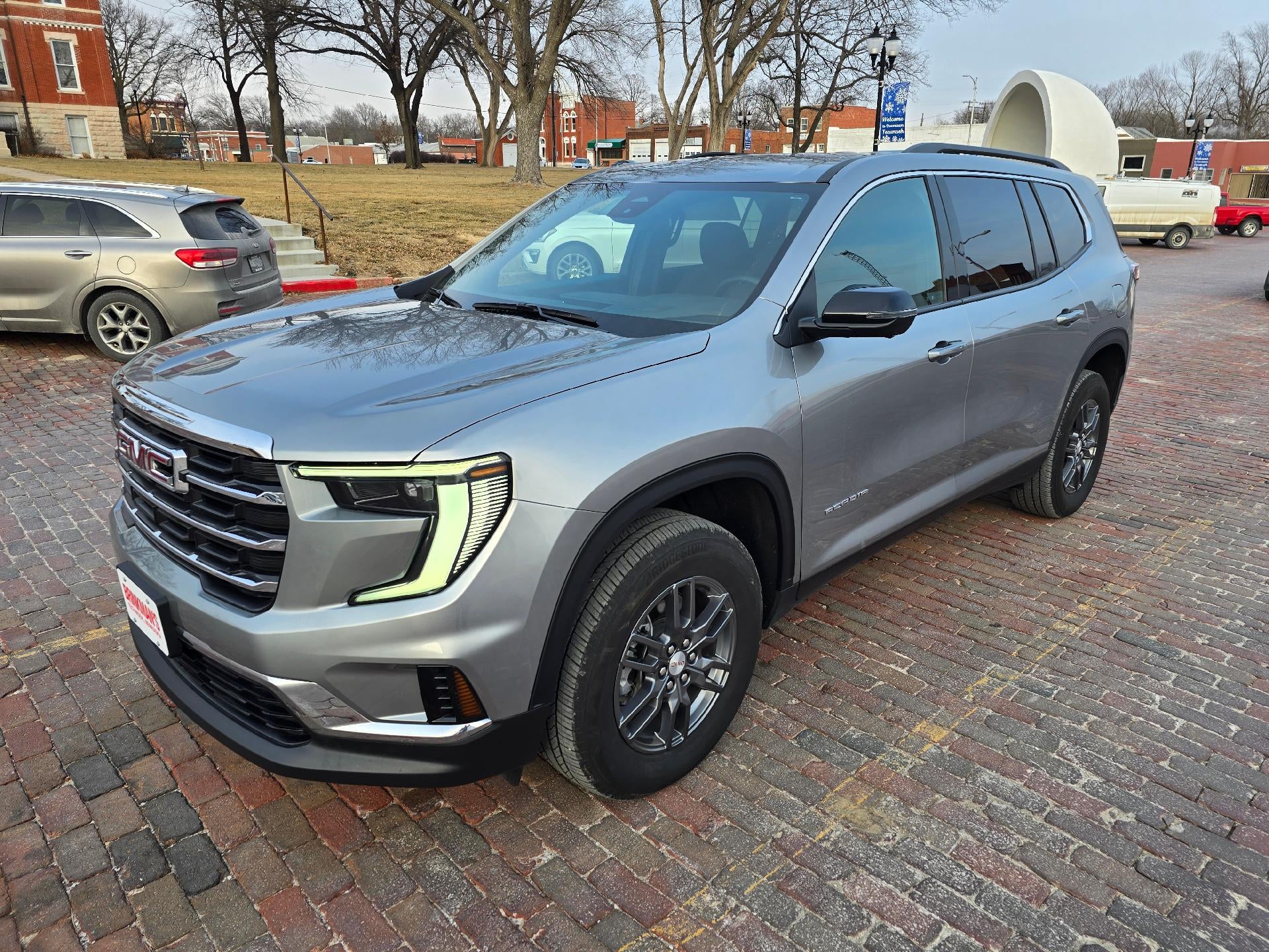 2025 GMC Acadia Elevation AWD