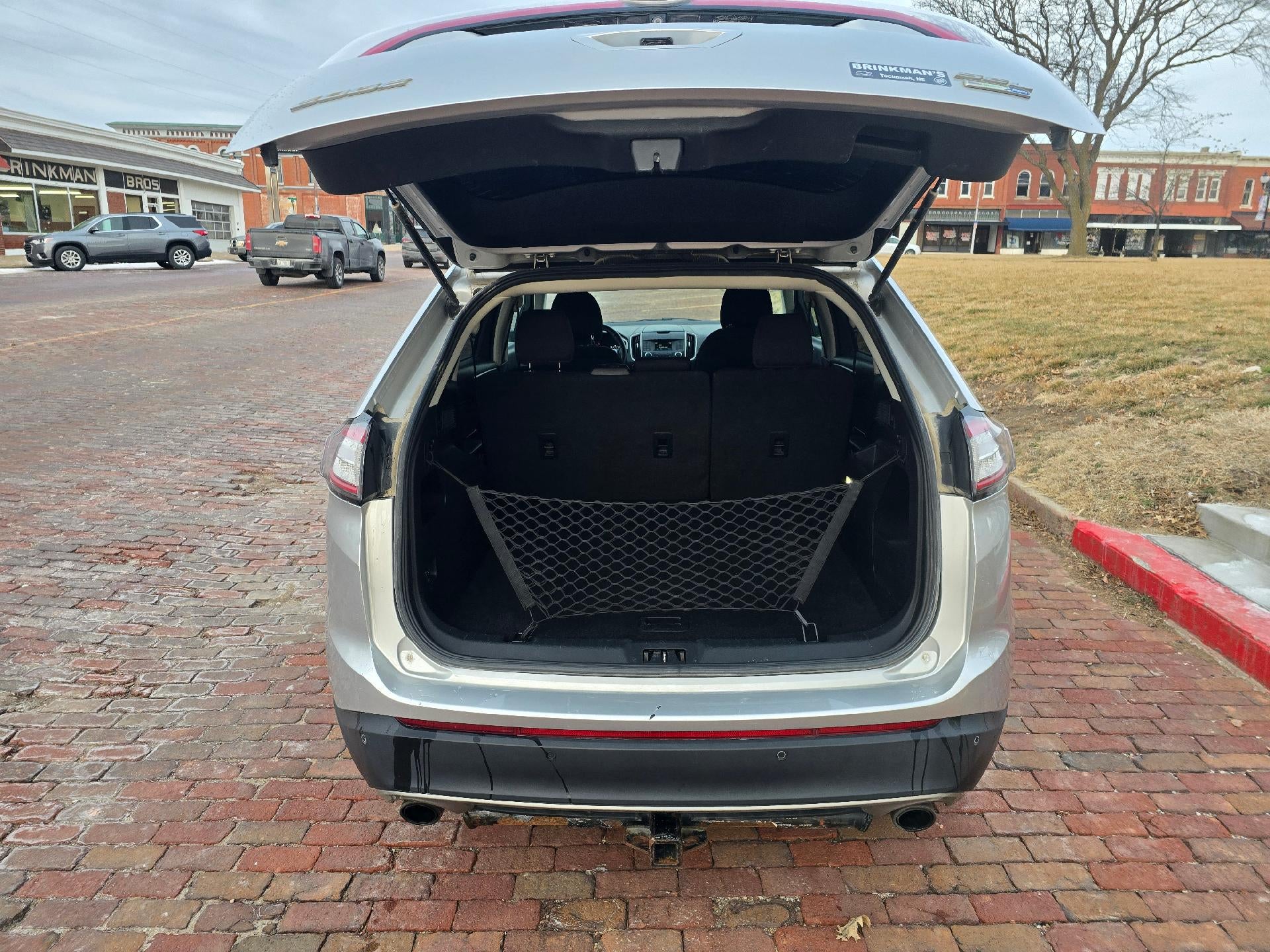 View vehicle photo 7