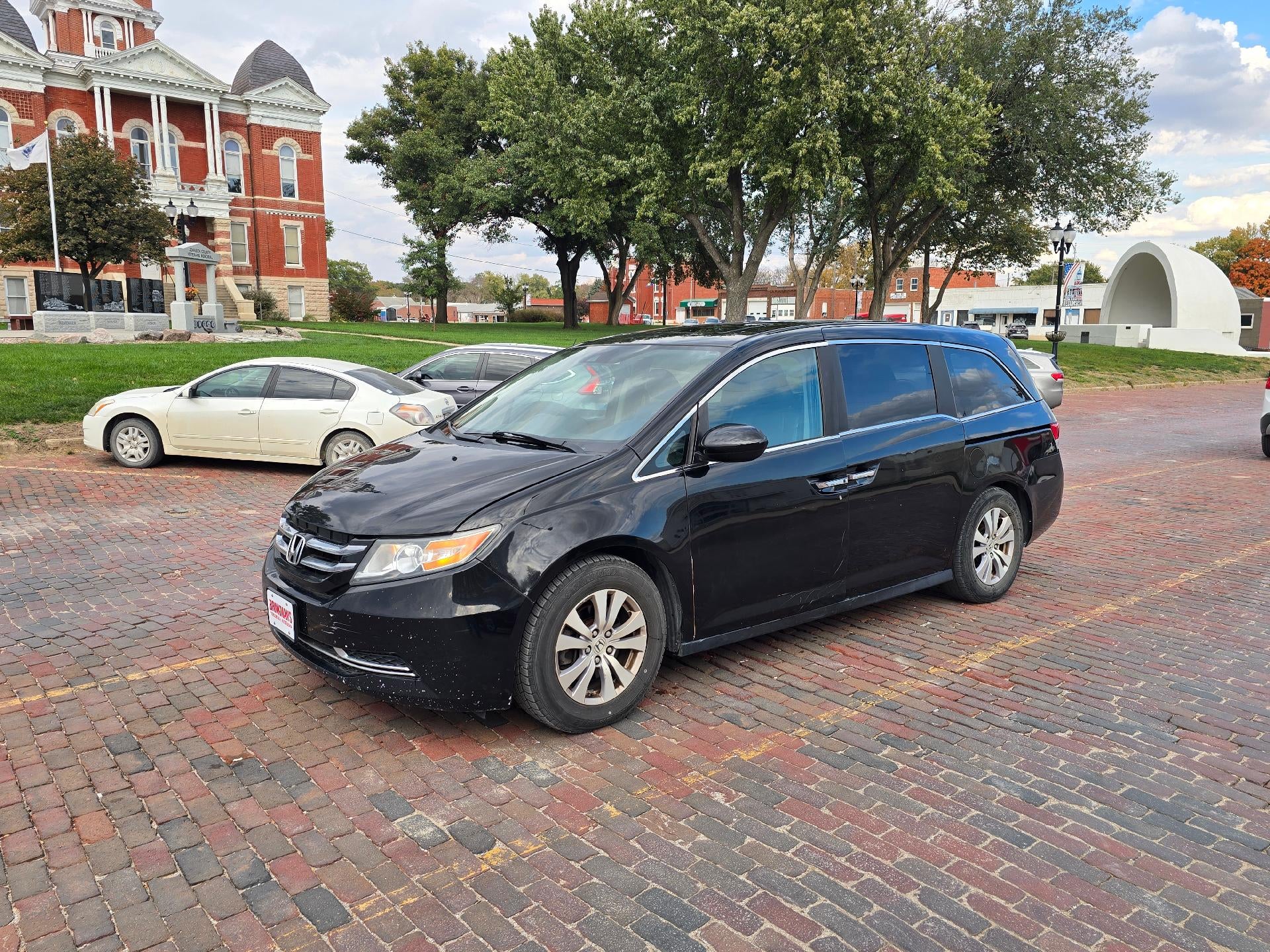 Black 2015 Honda Odyssey Minivan Front-Wheel Drive Automatic