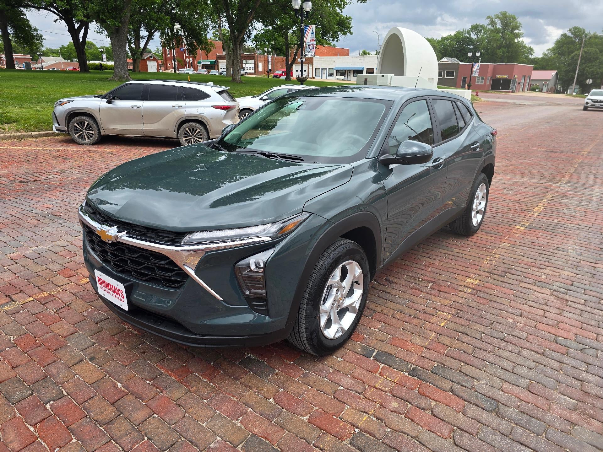 2026 Chevrolet Trax Gris (Cypress Gray) SUV/Crossover Tracción delantera Automática