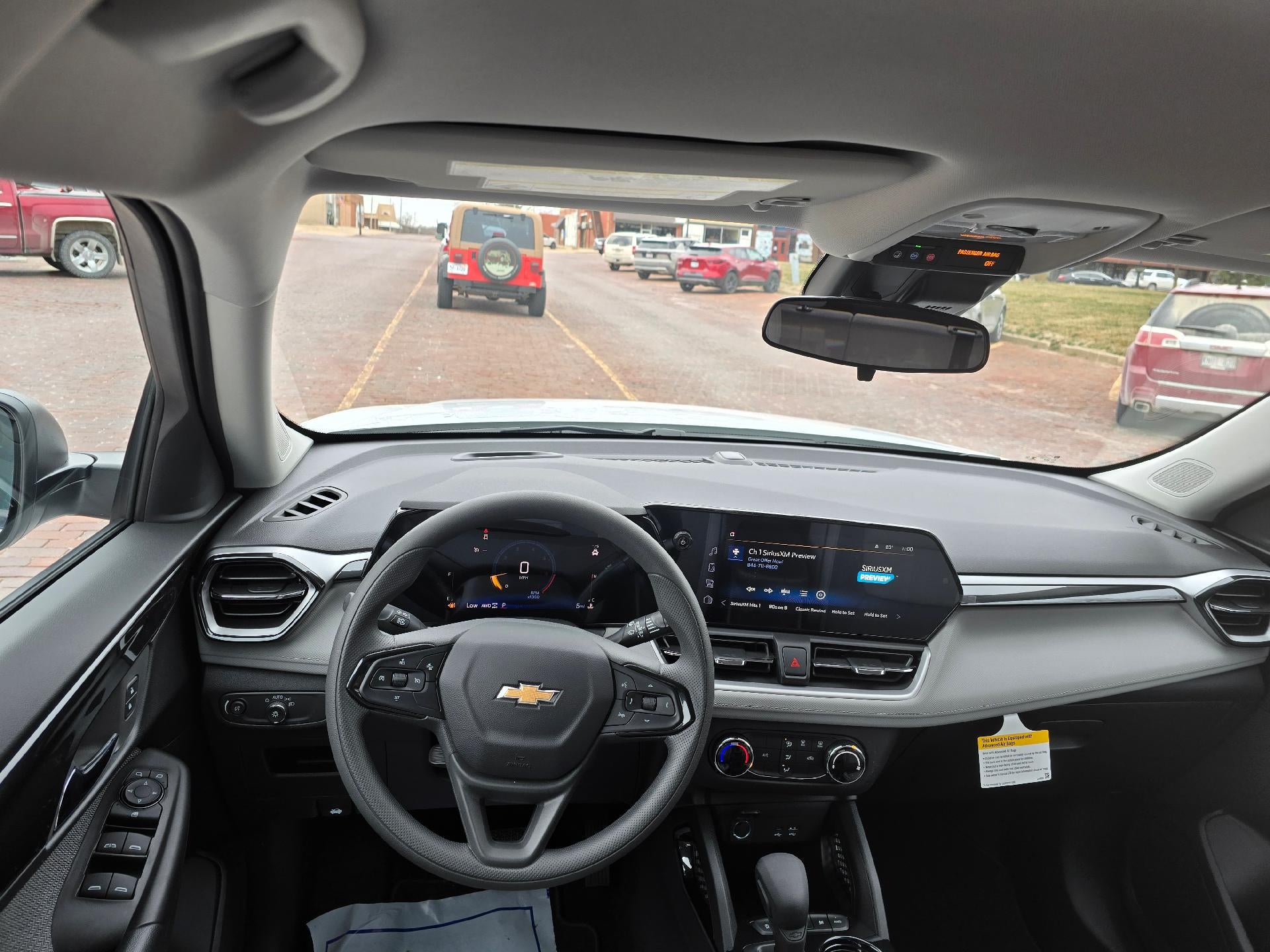 View vehicle photo 7