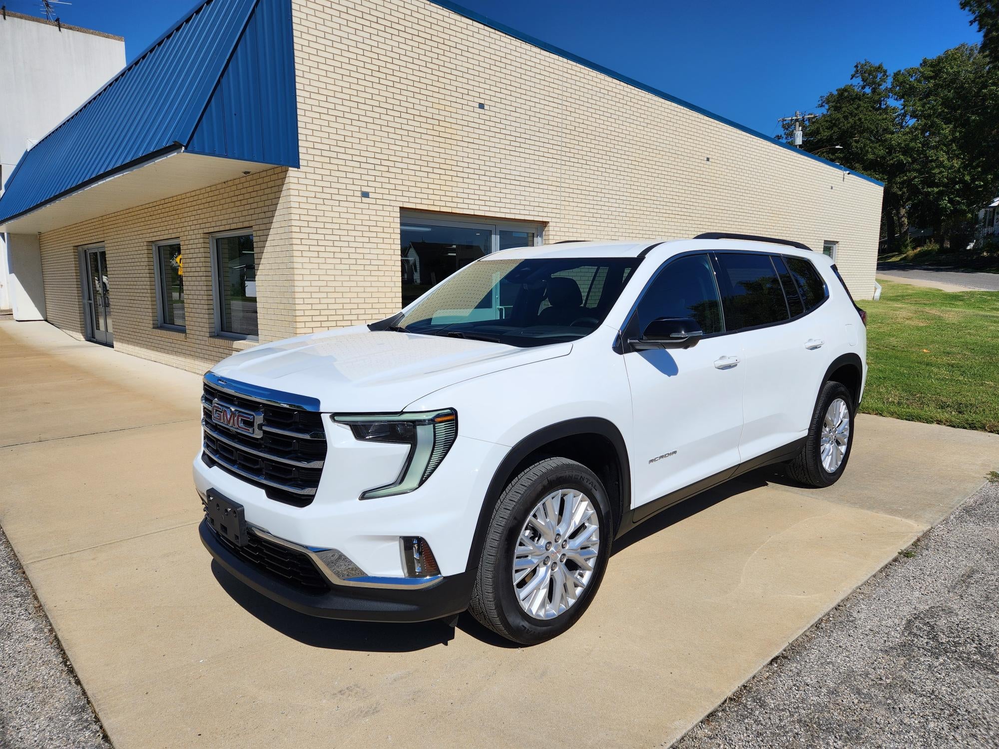 2026 GMC Acadia Elevation AWD