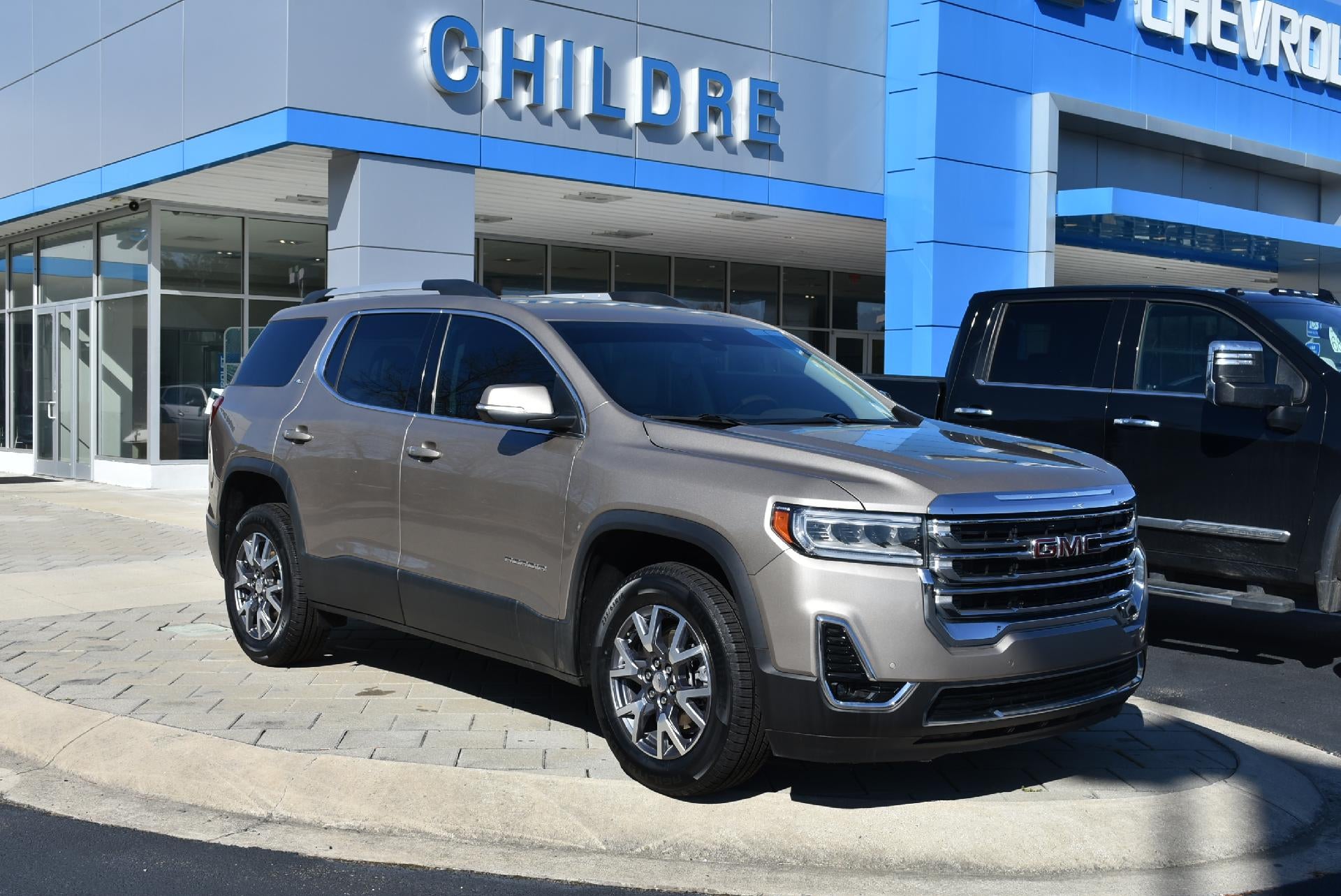 2022 GMC Acadia SLT FWD