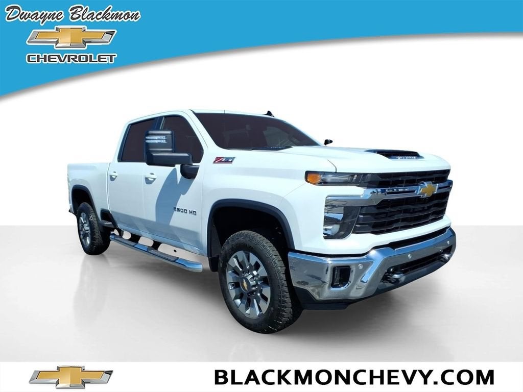Summit White 2026 Chevrolet Silverado 2500HD Pickup Truck Four-Wheel Drive Automatic