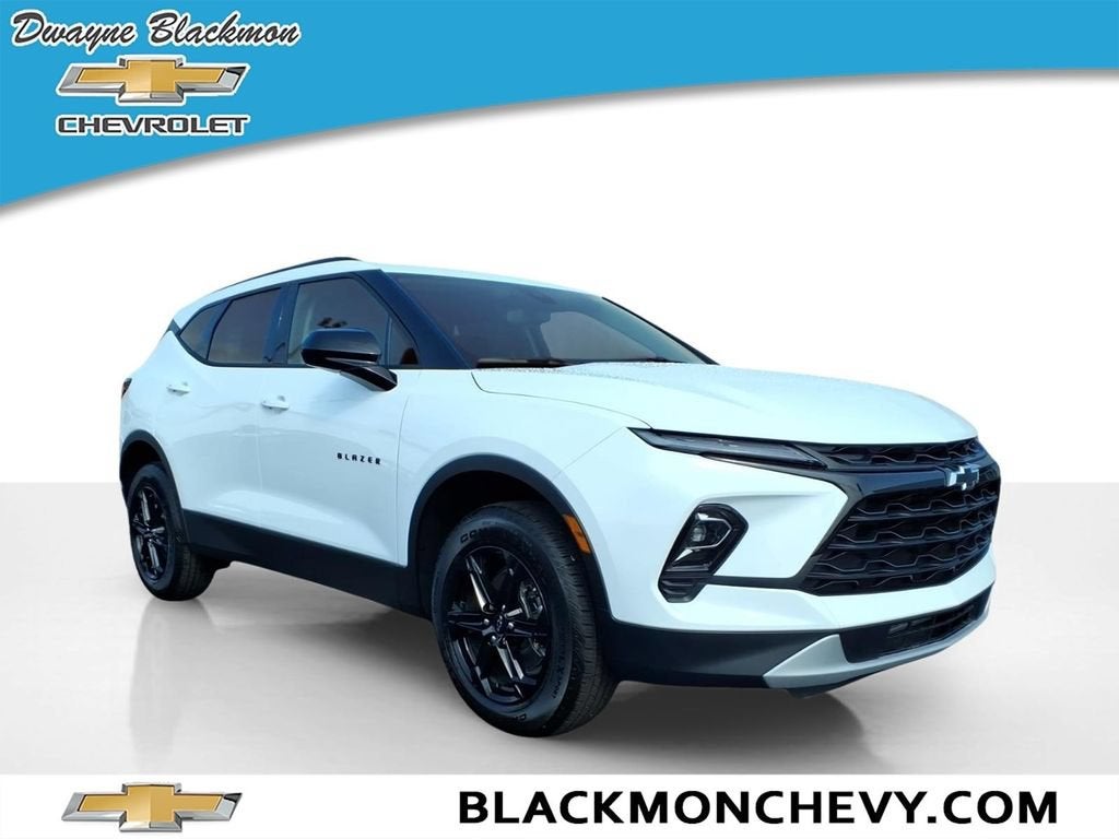 Summit White 2026 Chevrolet Blazer SUV / Crossover  Automatic