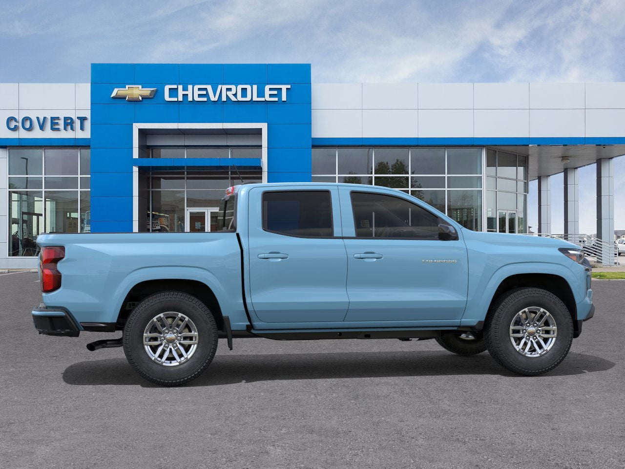 View vehicle photo 5