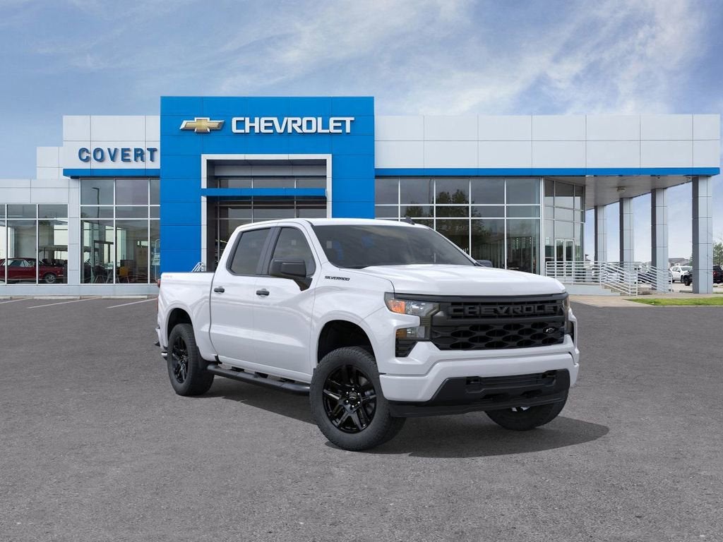 Summit White 2026 Chevrolet Silverado 1500 Custom Crew Cab 4WD Pickup Truck Four-Wheel Drive Automatic