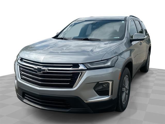 2023 Chevrolet Traverse Gris (Sterling Gray Metallic) SUV/Crossover Todo terreno Automática