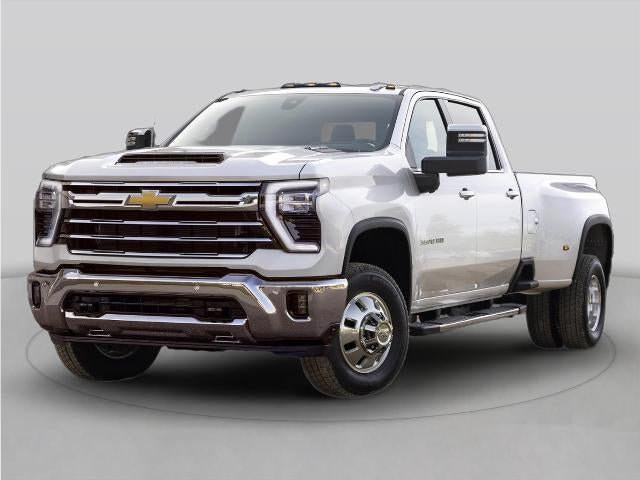 Summit White 2026 Chevrolet Silverado 3500HD Chassis Pickup Truck Four-Wheel Drive Automatic