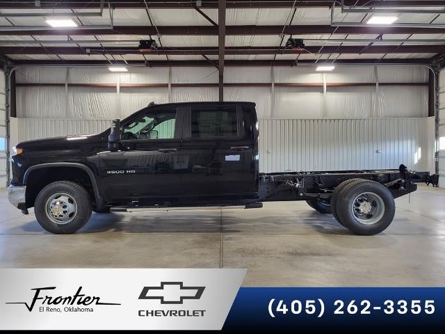 2026 Chevrolet Silverado 3500HD Chassis Work Truck Crew Cab 4WD