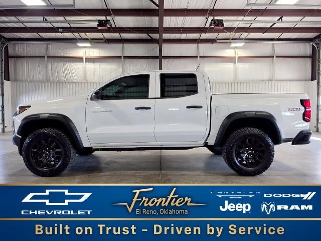 Summit White 2024 Chevrolet Colorado Pickup Truck Four-Wheel Drive Automatic