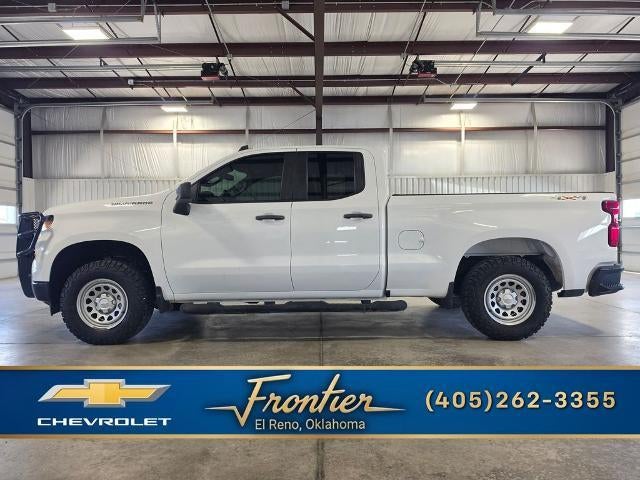 Summit White 2024 Chevrolet Silverado 1500 Pickup Truck Four-Wheel Drive Automatic